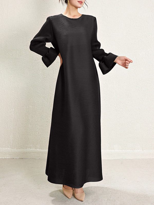 A-Line Loose Pleated Solid Color Round-Neck Maxi Dresses