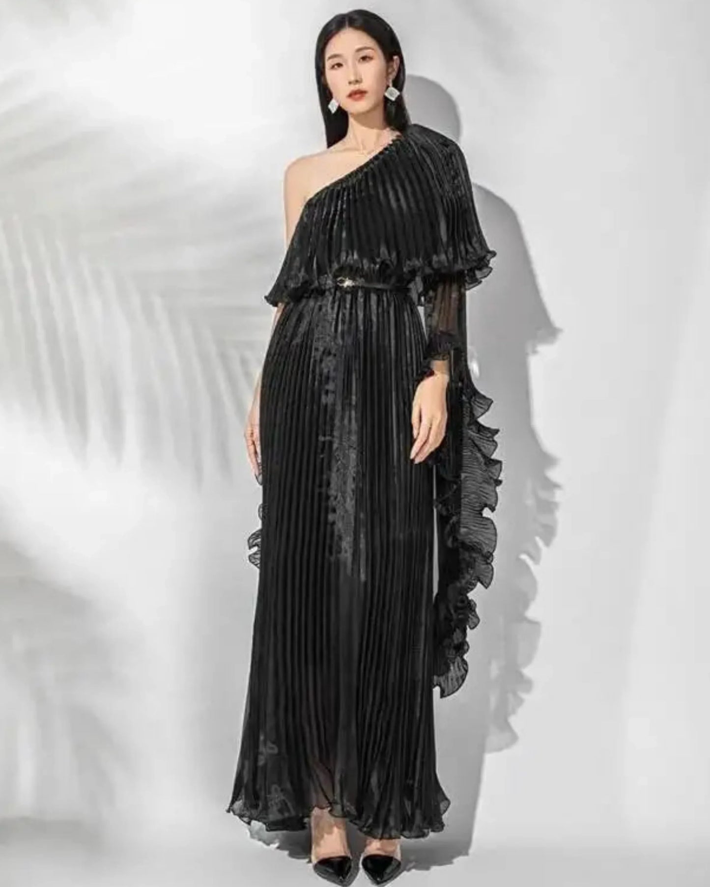 Luxury One-Shoulder Plissé Dress