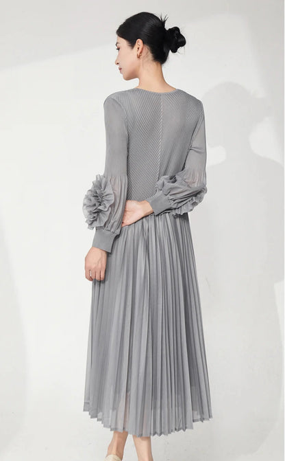 Ruffle Sleeve Plissé Dress
