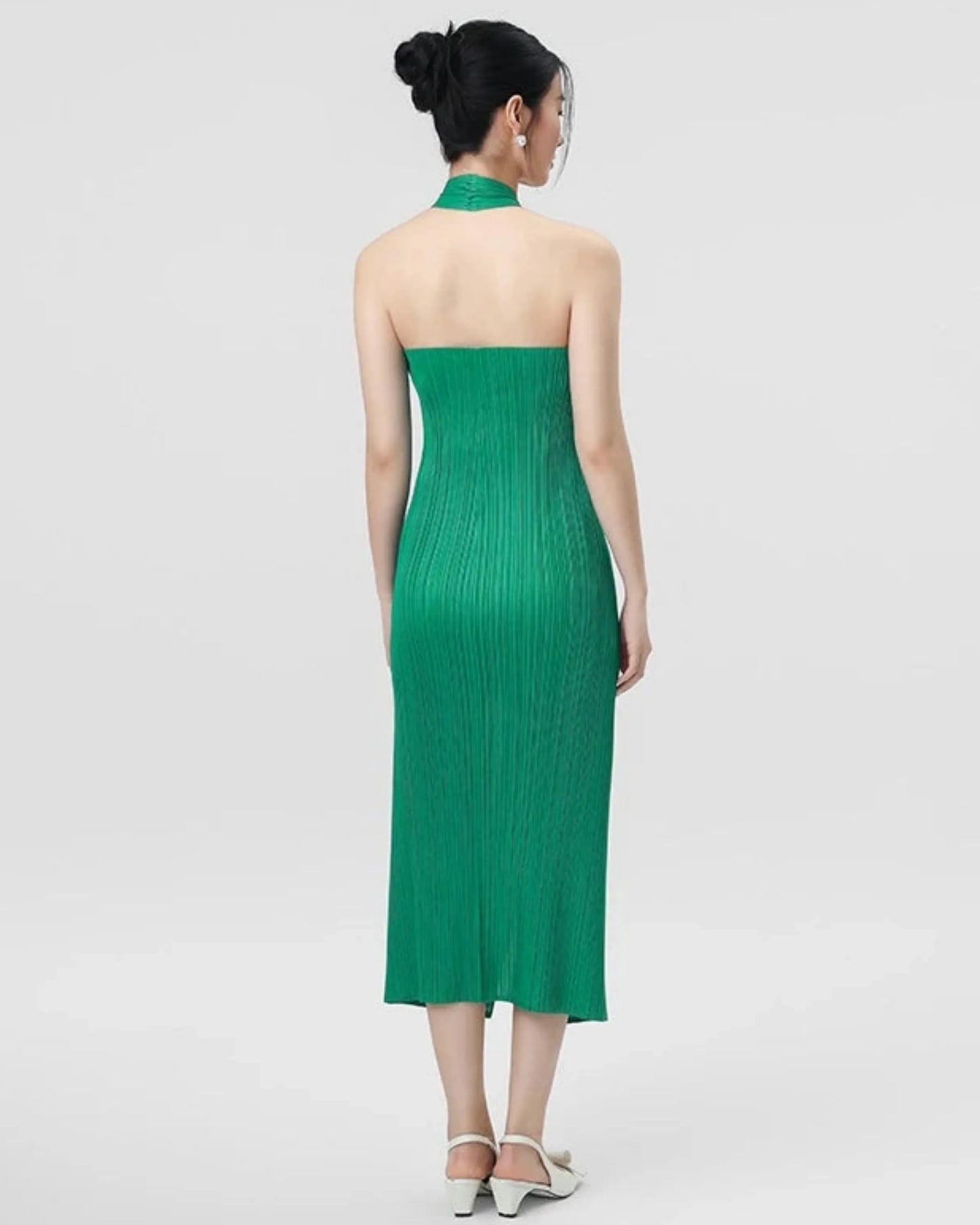 Luxury Pleated Sleeveless Dress