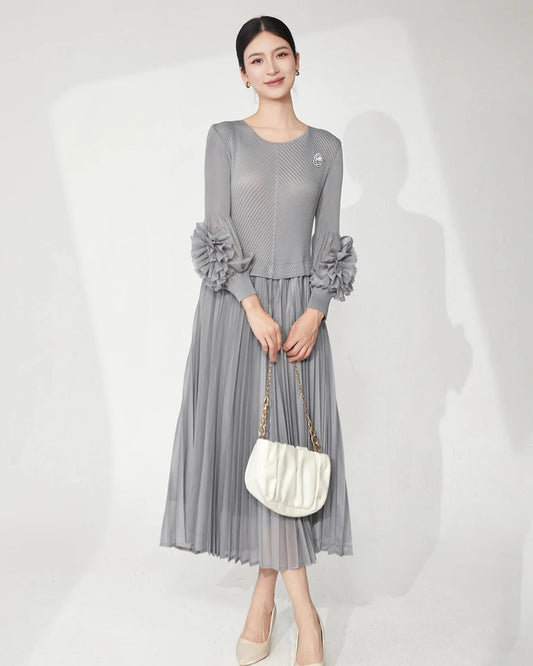Ruffle Sleeve Plissé Dress
