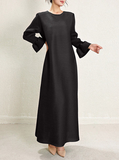 A-Line Loose Pleated Solid Color Round-Neck Maxi Dresses